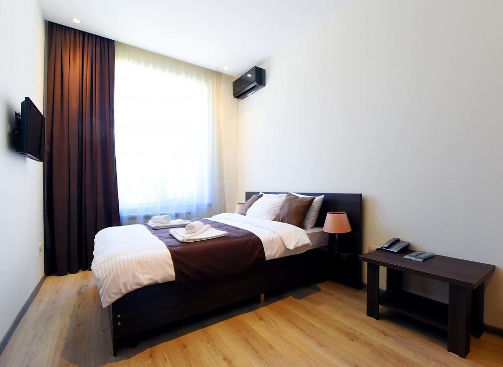 Gsg Hotel Tbilisi Esterno foto