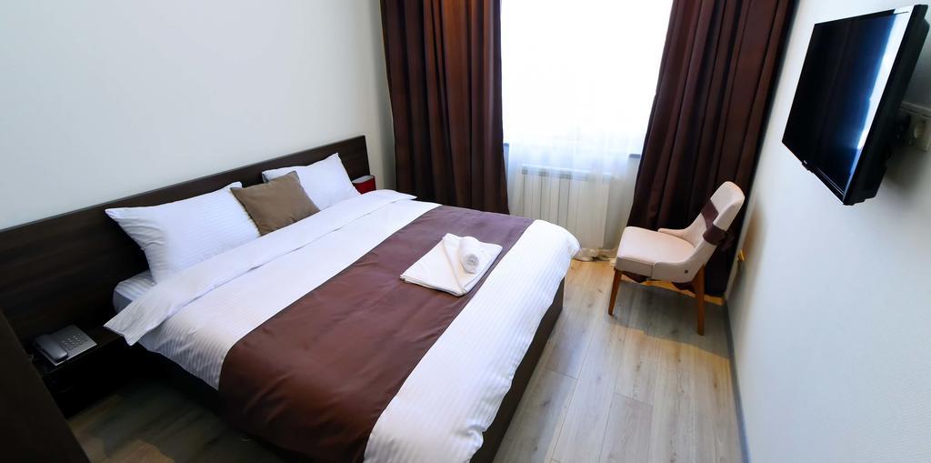 Gsg Hotel Tbilisi Esterno foto